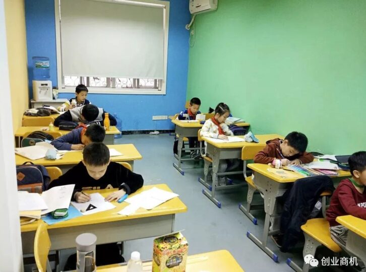 白手起家暴利項目：3個適合男人做的項目，一天1000+-資源網站