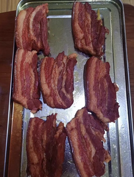 一口入魂！把子肉與甏肉干飯，解鎖地道小吃新體驗